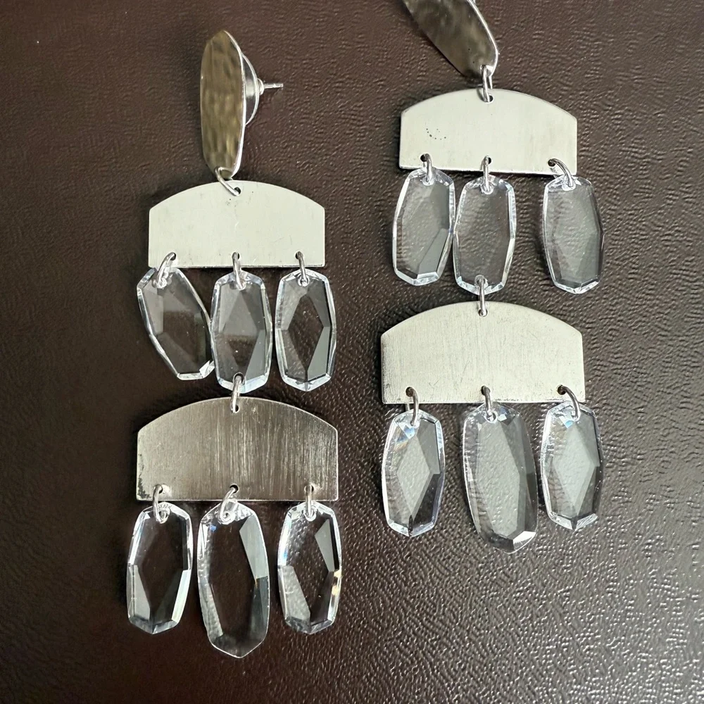 Kendra Scott Silver and Clear Chandelier Dangle Earrings - Picture 7 of 7